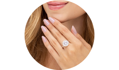 anel luxuoso solitario feminino prata