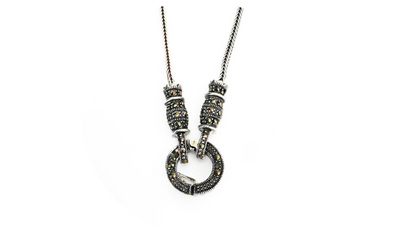 colar ponto peruano com fecho abertura frontal prata