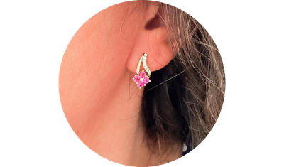 brinco flor vermelha banhada a ouro 18k